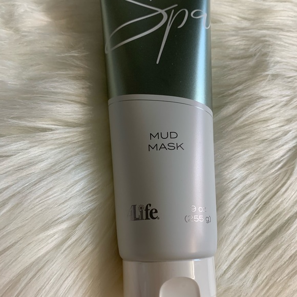 Mud mask - Picture 2 of 5